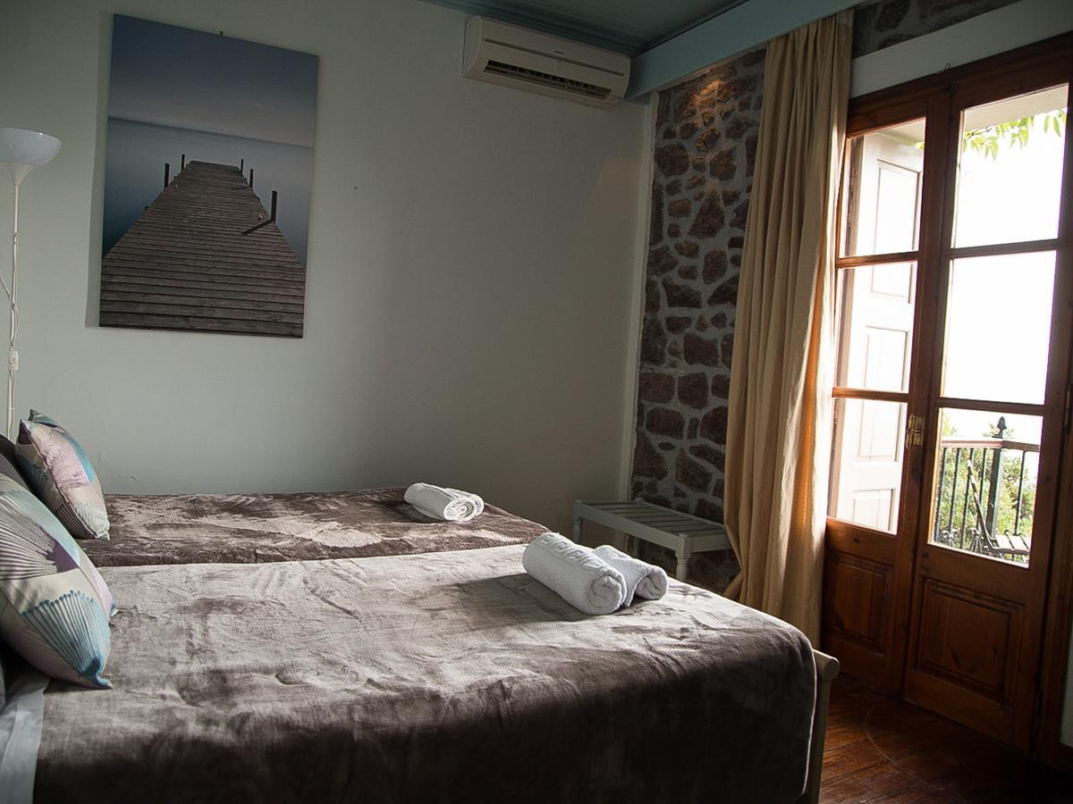 Olive Press Hotel & Apartments มิธิมนา ภายนอก รูปภาพ